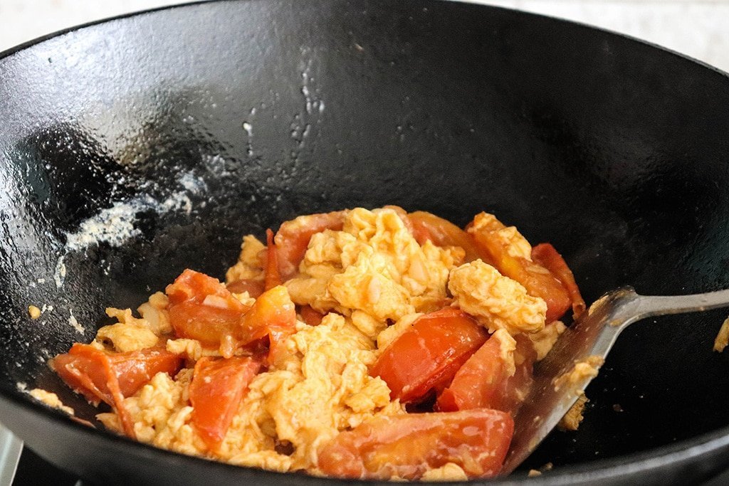Stir Fried Eggs and Tomatoes Easy StepbyStep Recipe! Foodelicacy