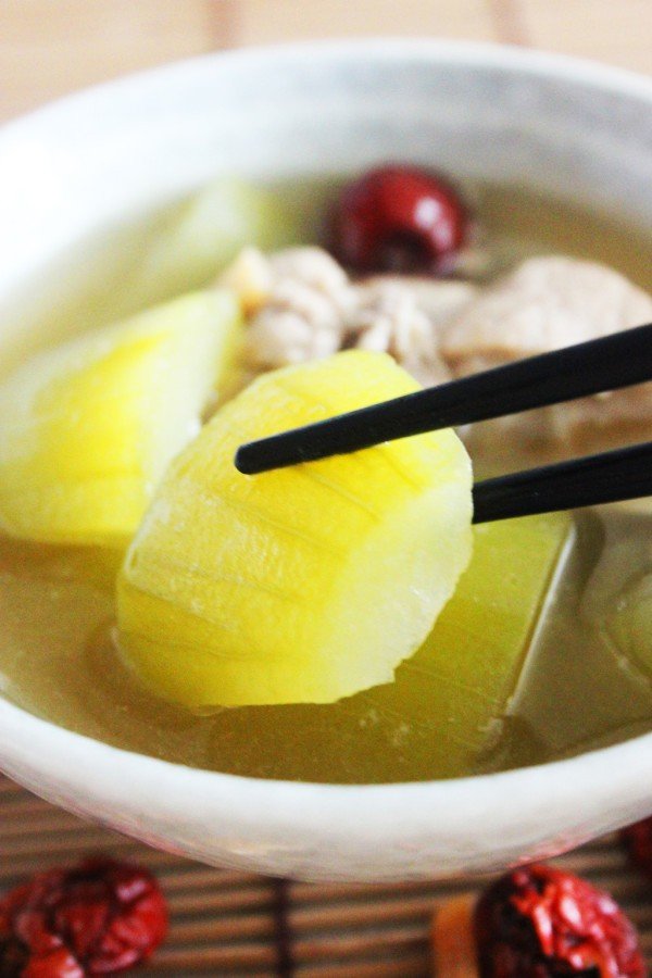 Hairy Gourd with Dried Scallop Soup