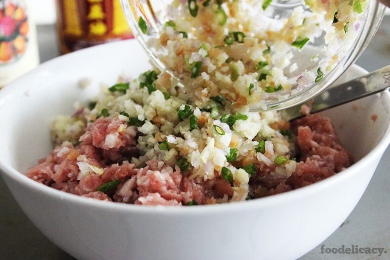 Steamed Minced Pork with Water Chestnut | Foodelicacy