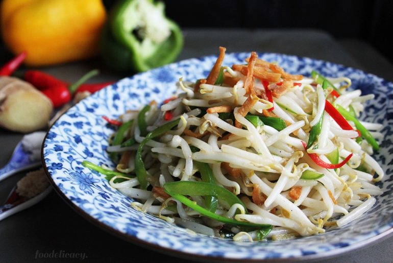 Stirfried Bean Sprouts with Salted Fish Foodelicacy