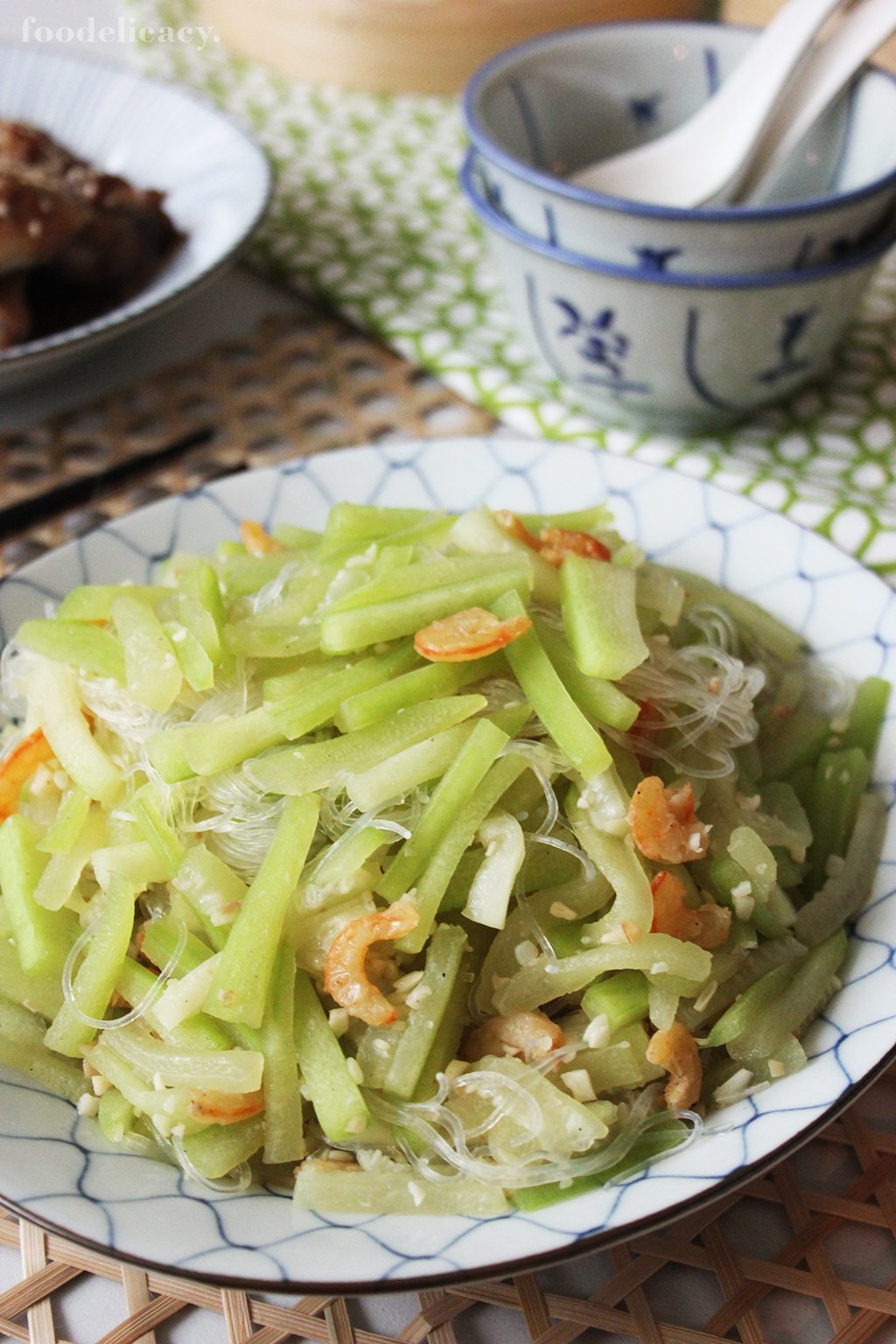 stir fried hairy gourd with mung bean vermicelli
