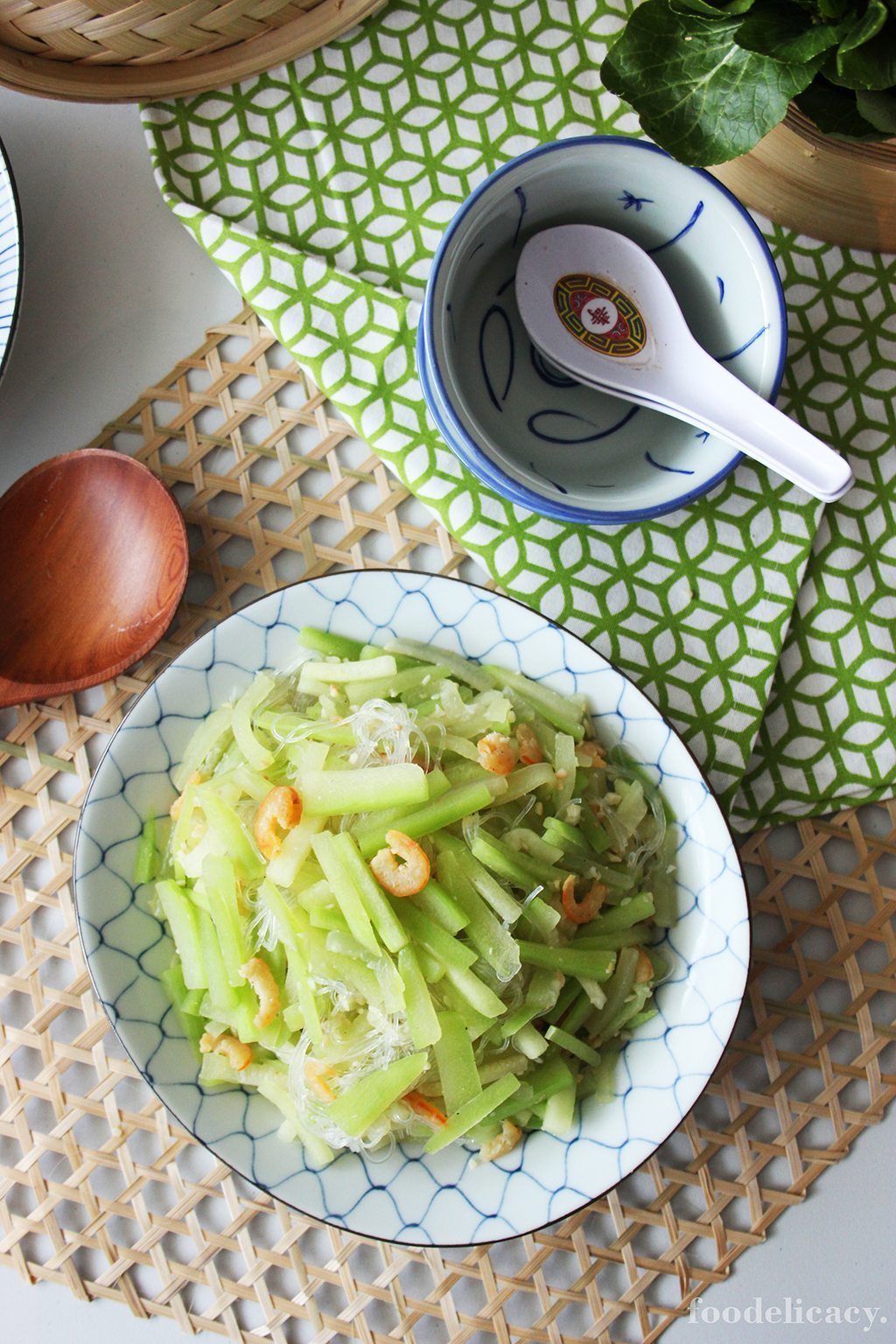 stir fried hairy gourd with mung bean vermicelli