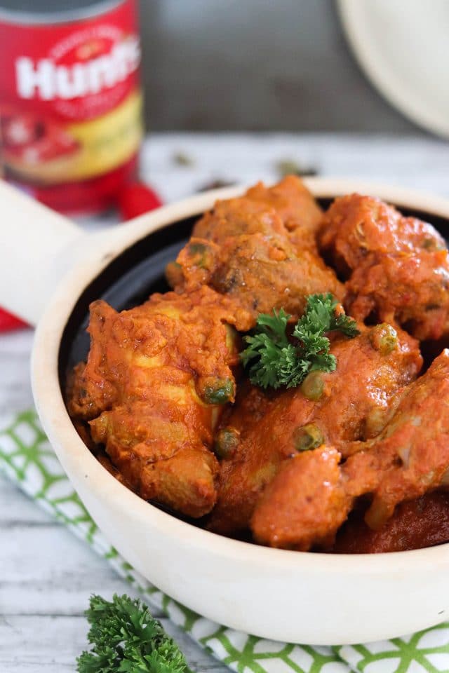 Malaysian dish of chicken in spicy tomato sauce
